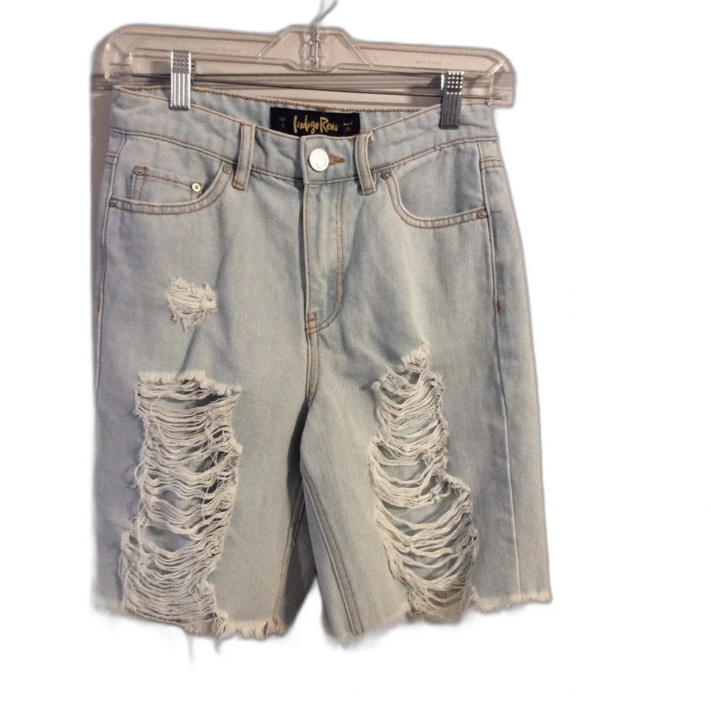 New NWT Indigo Rein Size 3 High rise destroyed 25